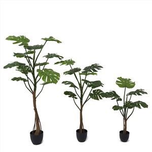 Väärennetty Monstera-kasvi myytävänä