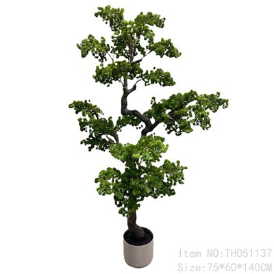 Tukkumyynti keinotekoinen mänty 4,5ft kd